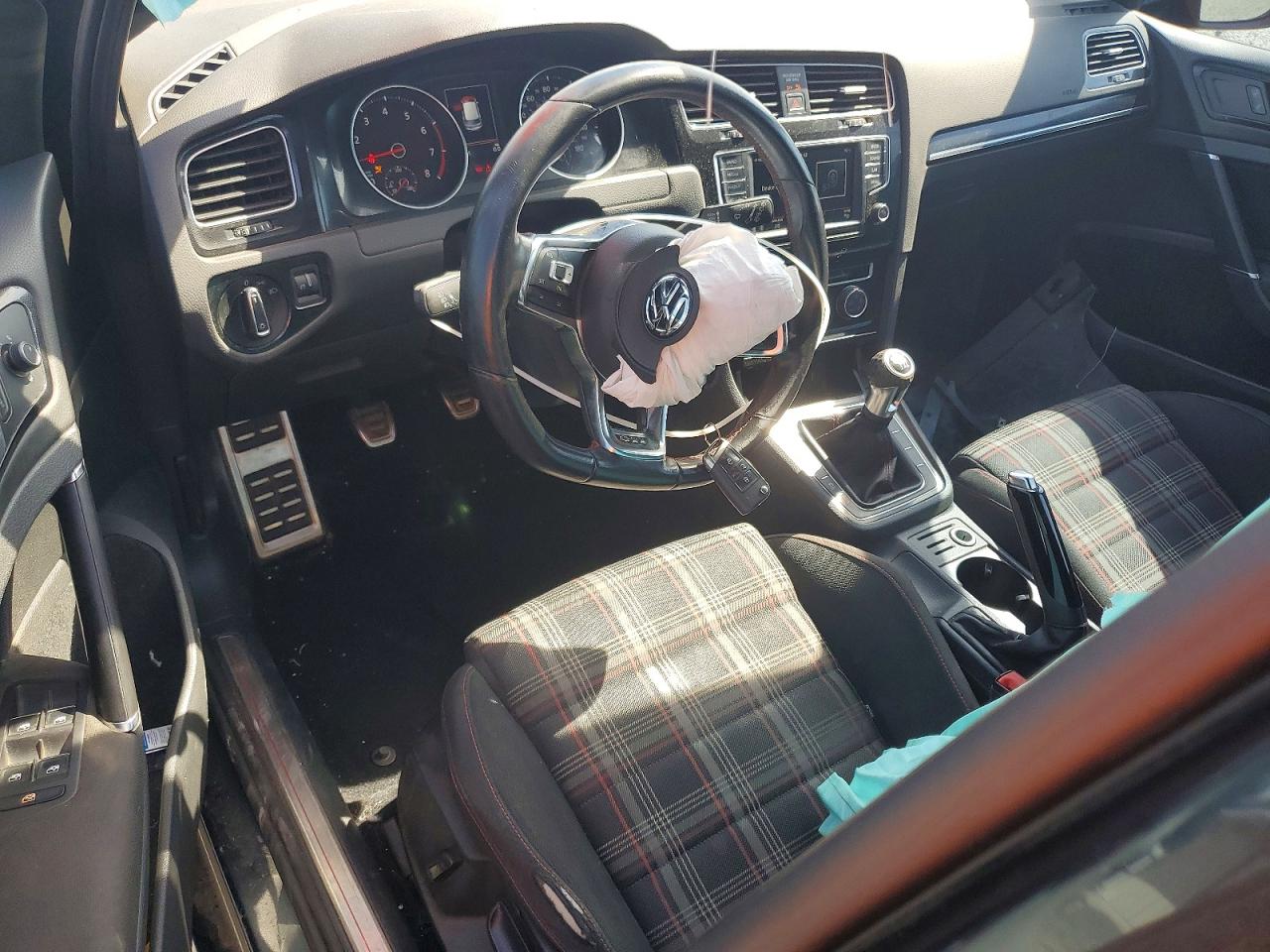 Volkswagen GTI Sport