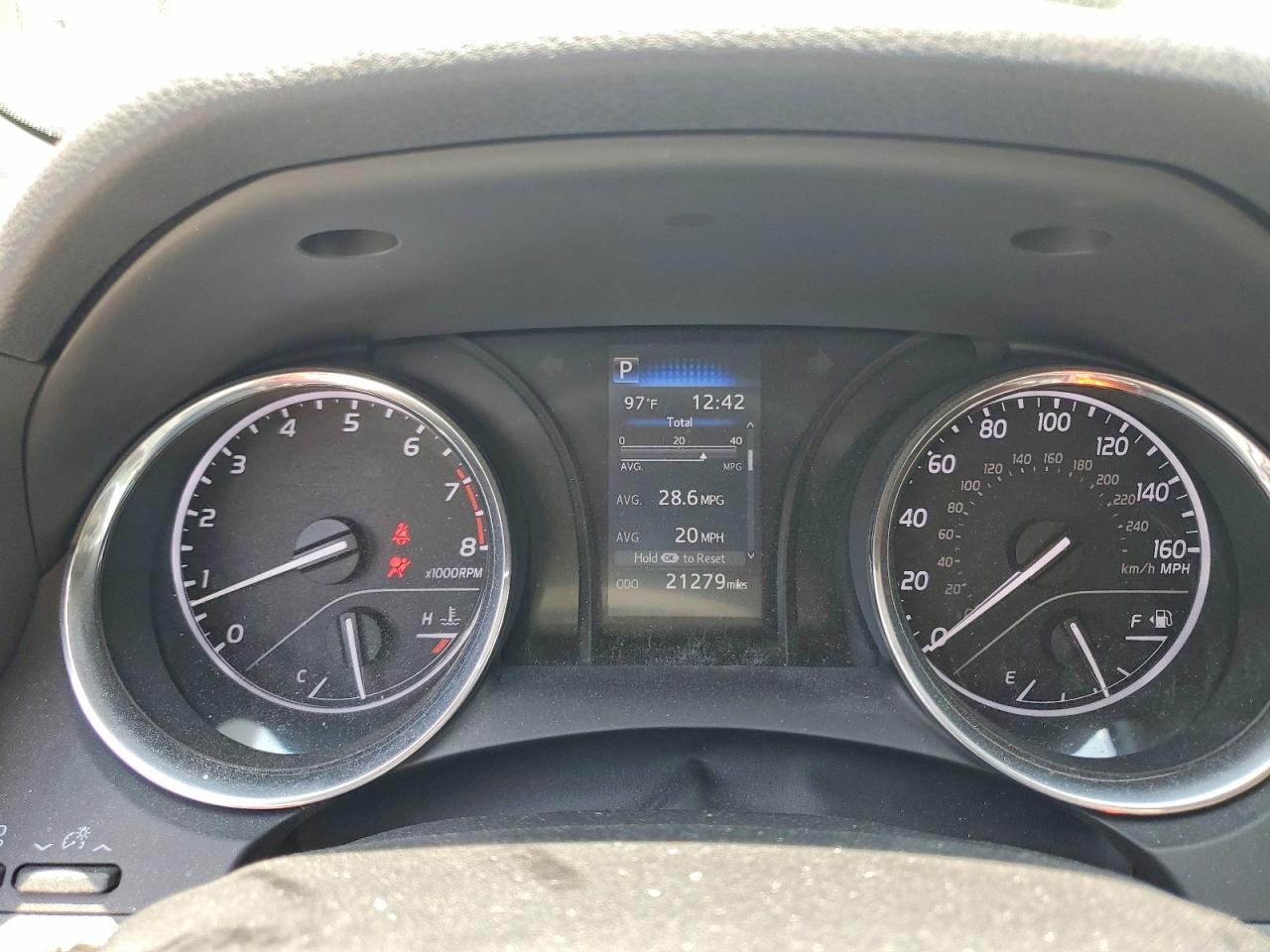 Toyota Camry Le