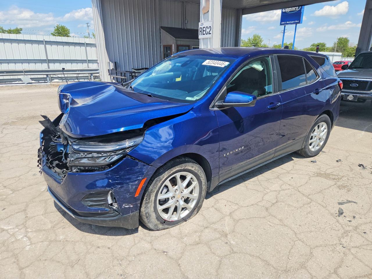 Salvage Chevrolet Equinox Image