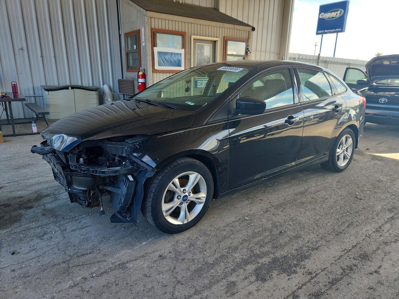 Salvage Ford Focus Image