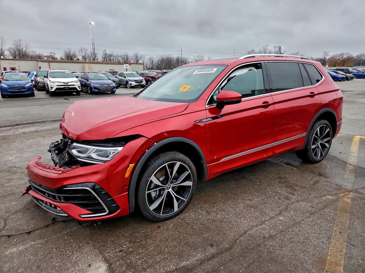 Salvage Volkswagen Tiguan Image