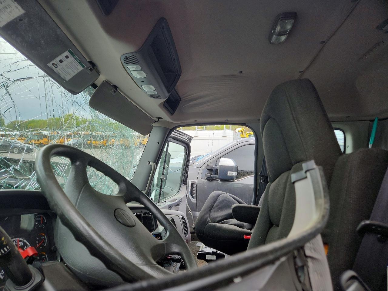 Freightliner M2 106 Medium Duty