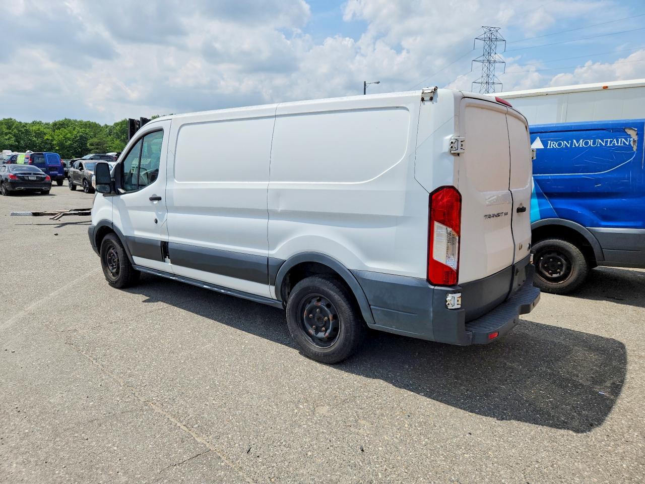 Ford Transit T-150