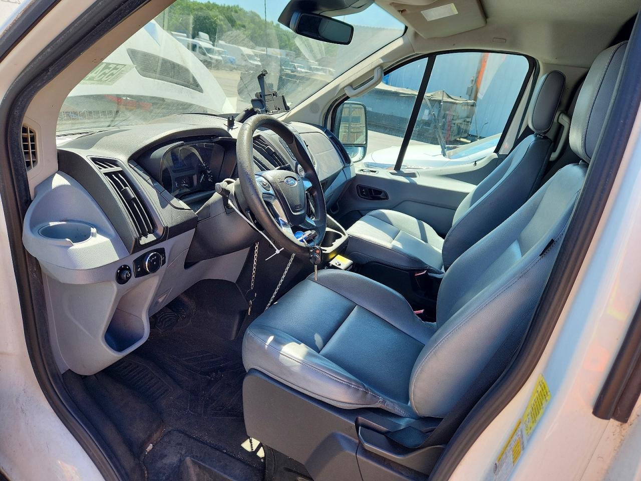 Ford Transit T-150