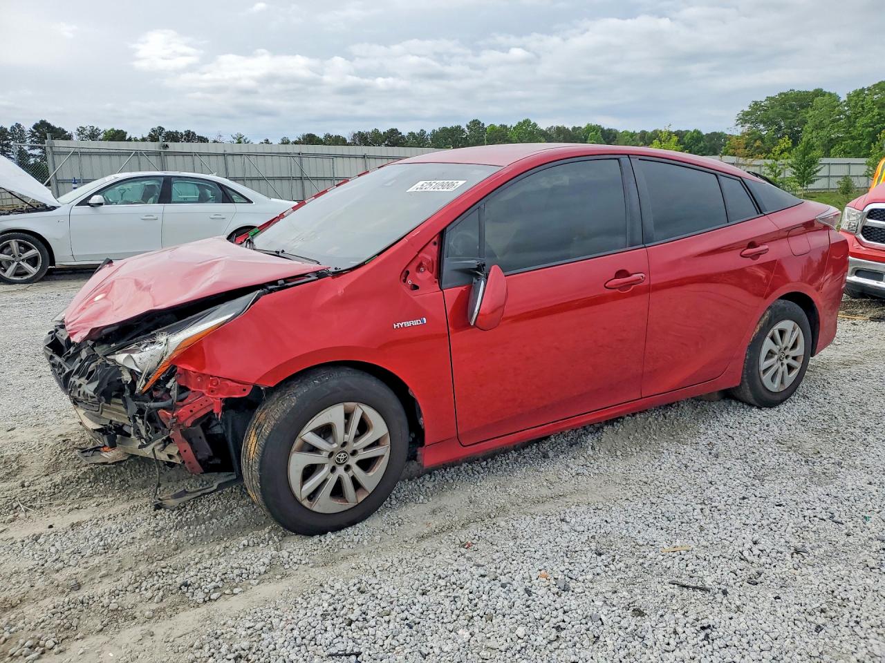 Salvage Toyota Prius Image