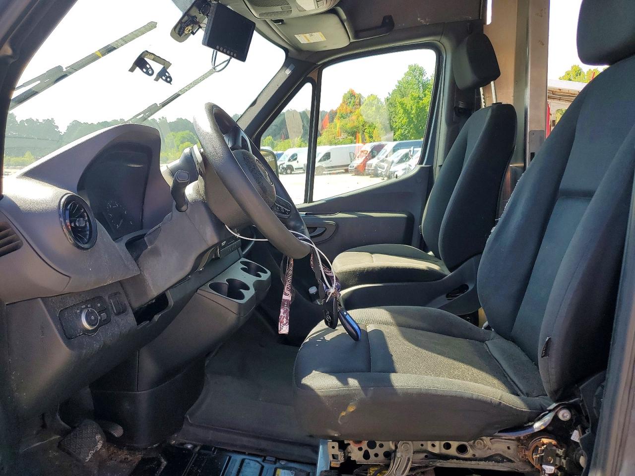 Mercedes-Benz Sprinter 2500