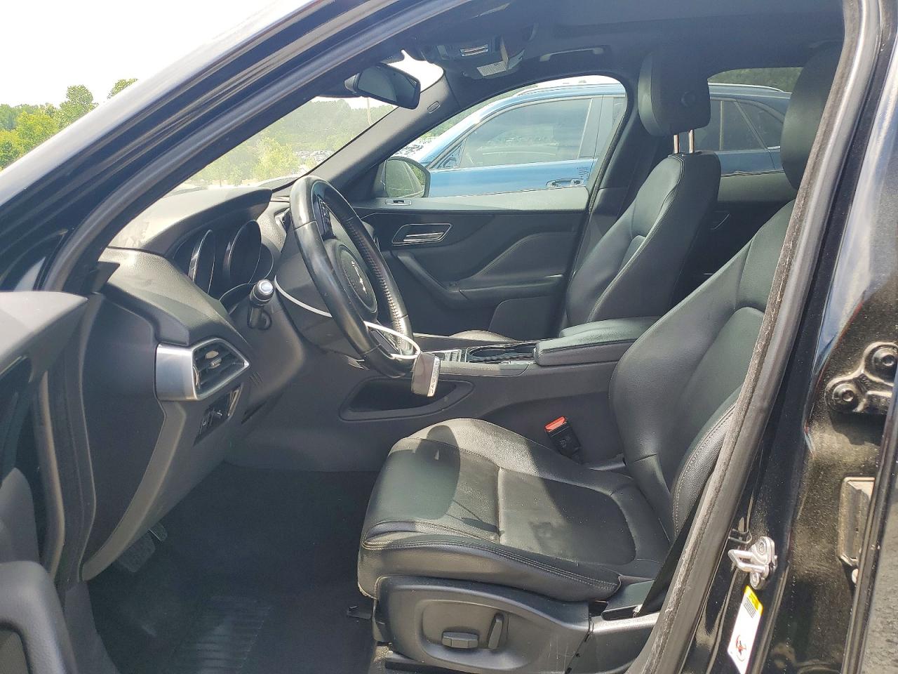 Jaguar F-PACE Premium