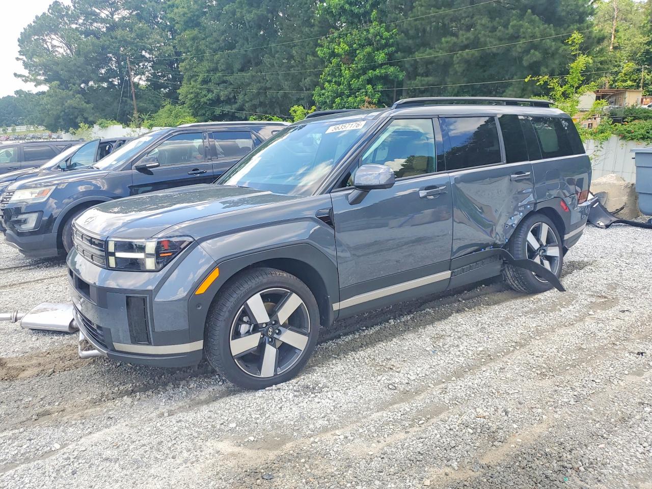 Salvage Hyundai SANTA FE Image