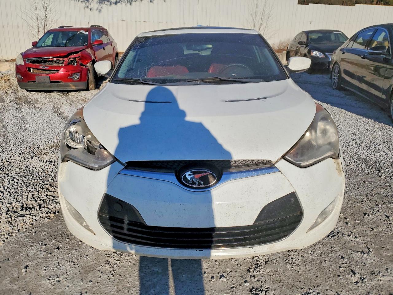 Hyundai VELOSTER Base