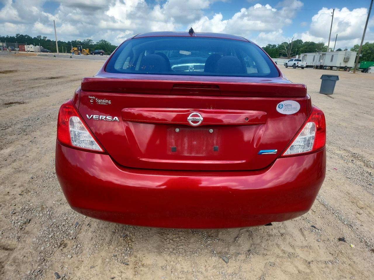 Nissan Versa 1.6 S