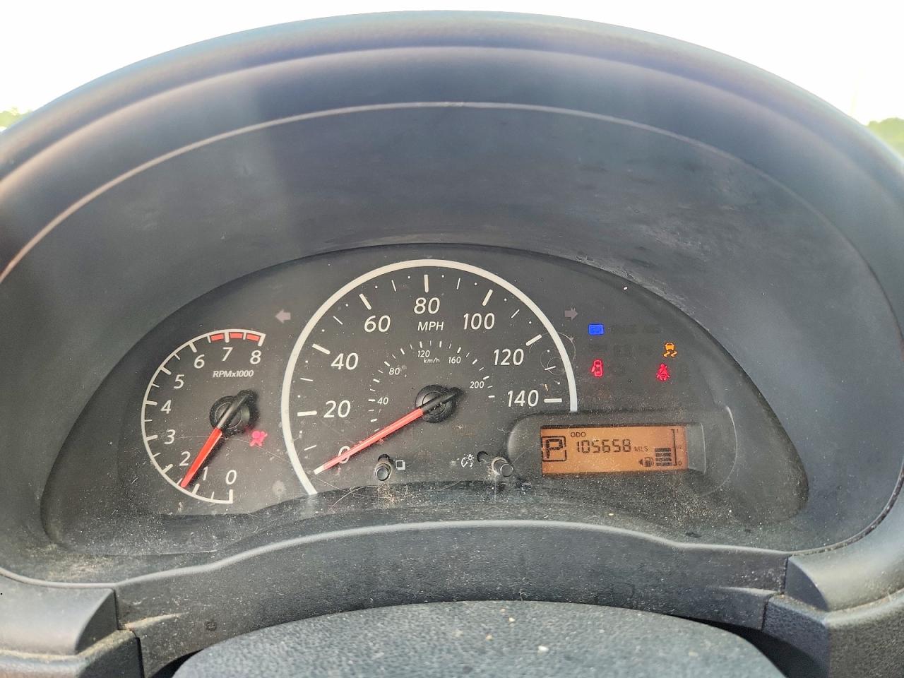 Nissan Versa 1.6 S