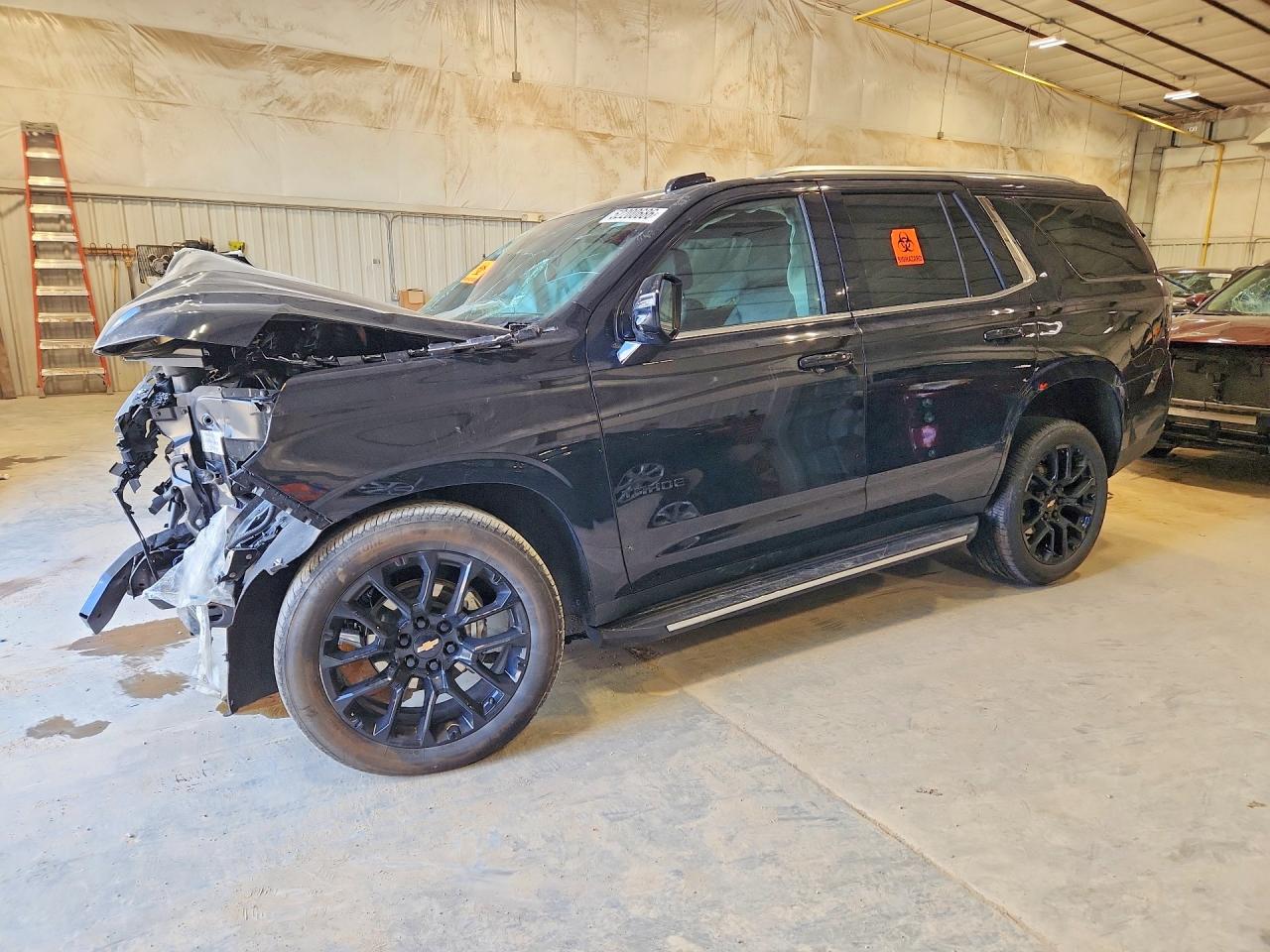 Salvage Chevrolet Tahoe Image