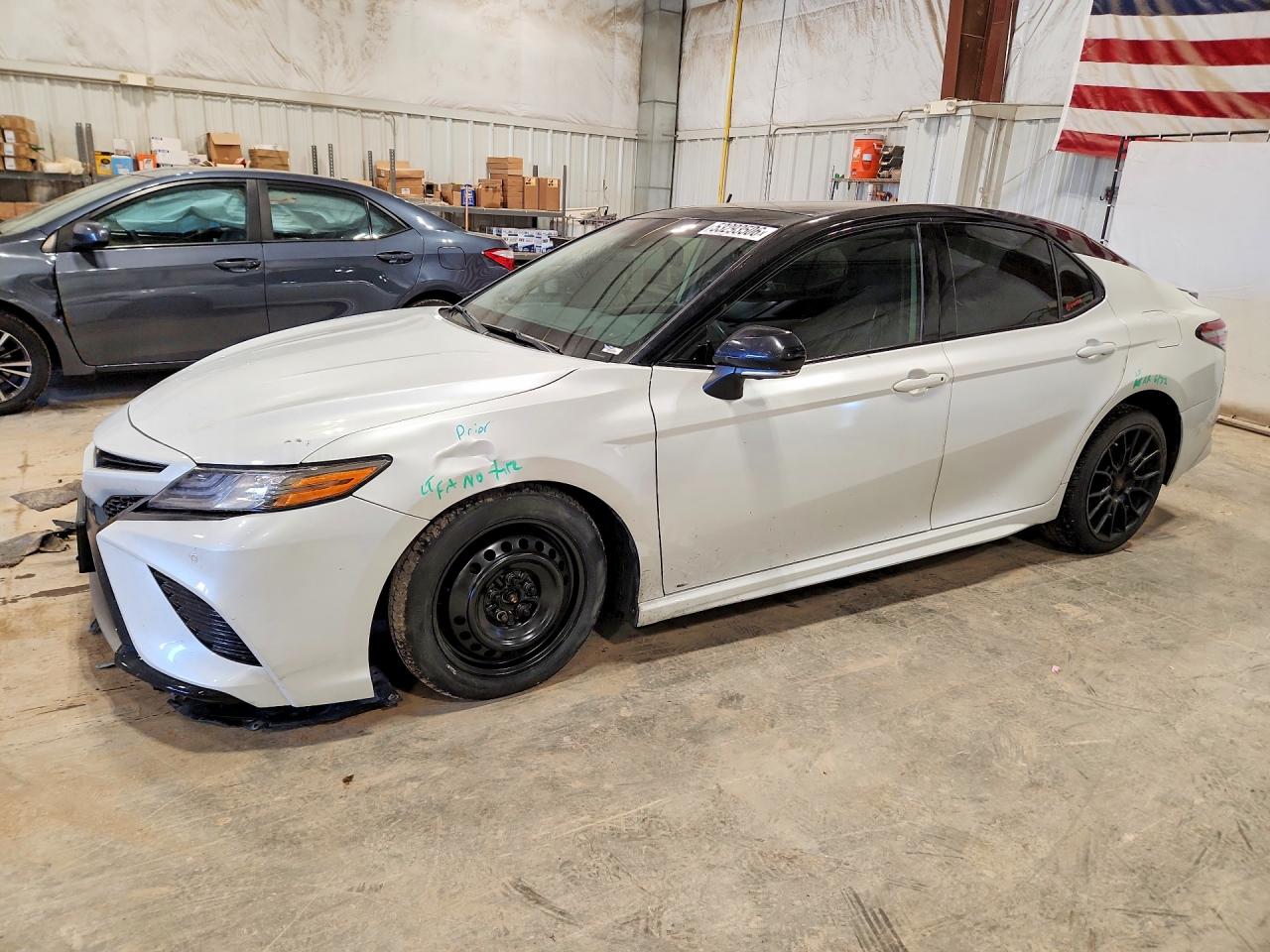 Salvage Toyota Camry Image