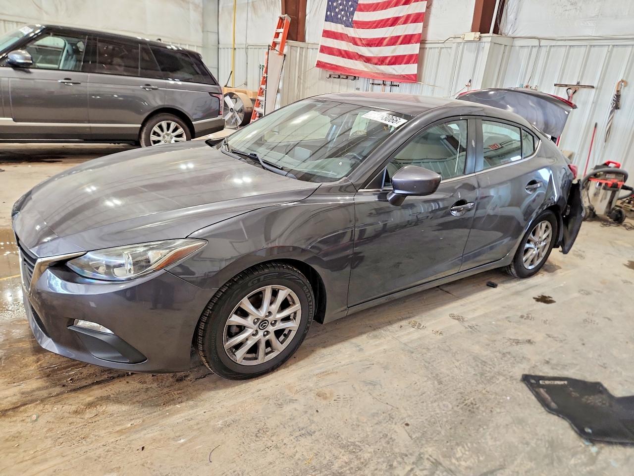 Salvage Mazda 3 Image