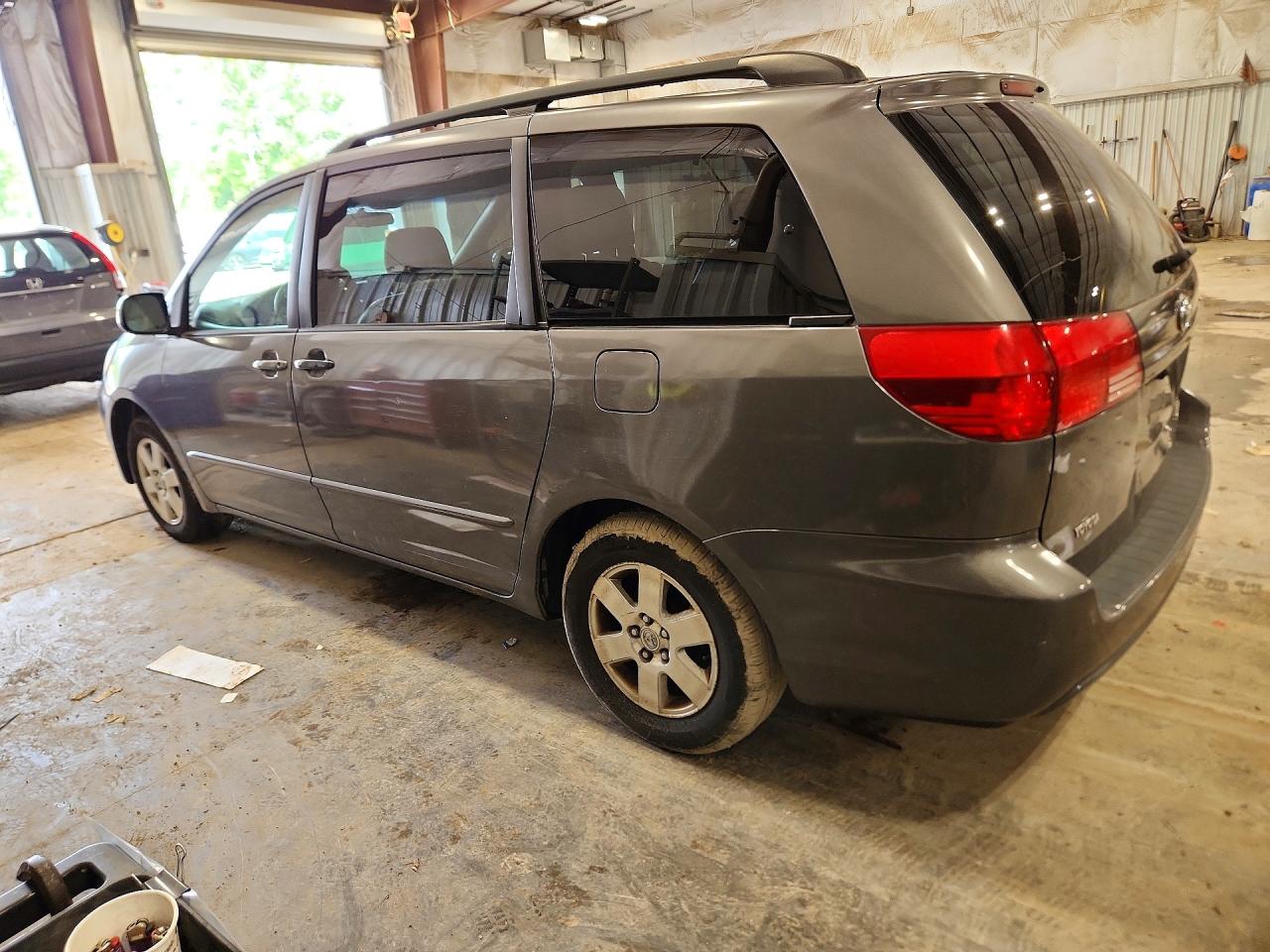 Toyota Sienna Xle 7 Passenger