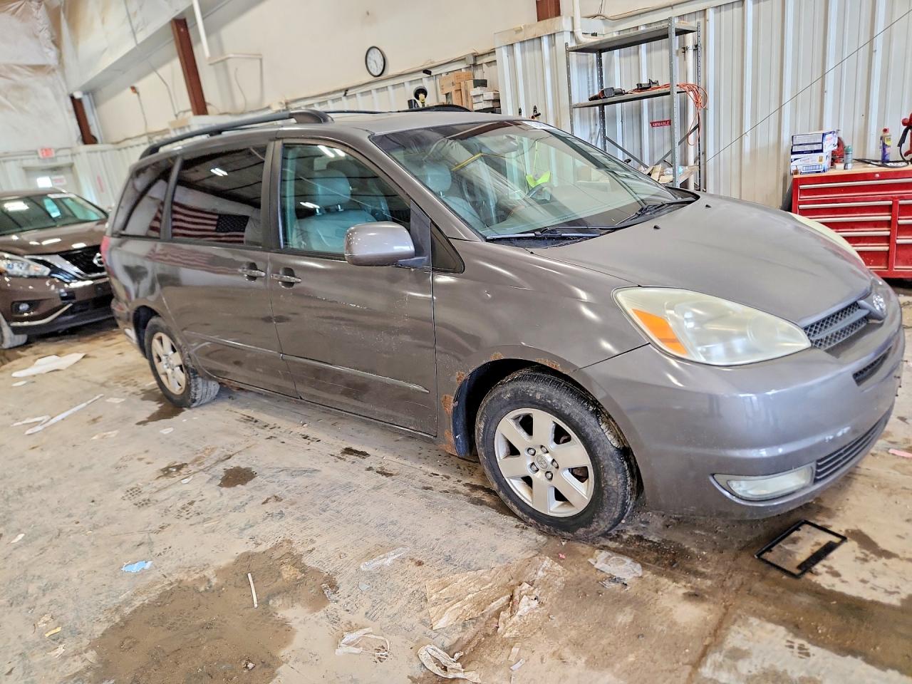Toyota Sienna Xle 7 Passenger