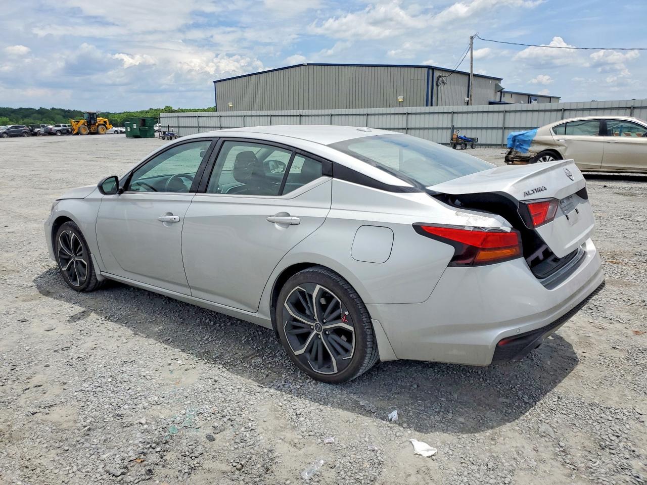 Nissan Altima Sr