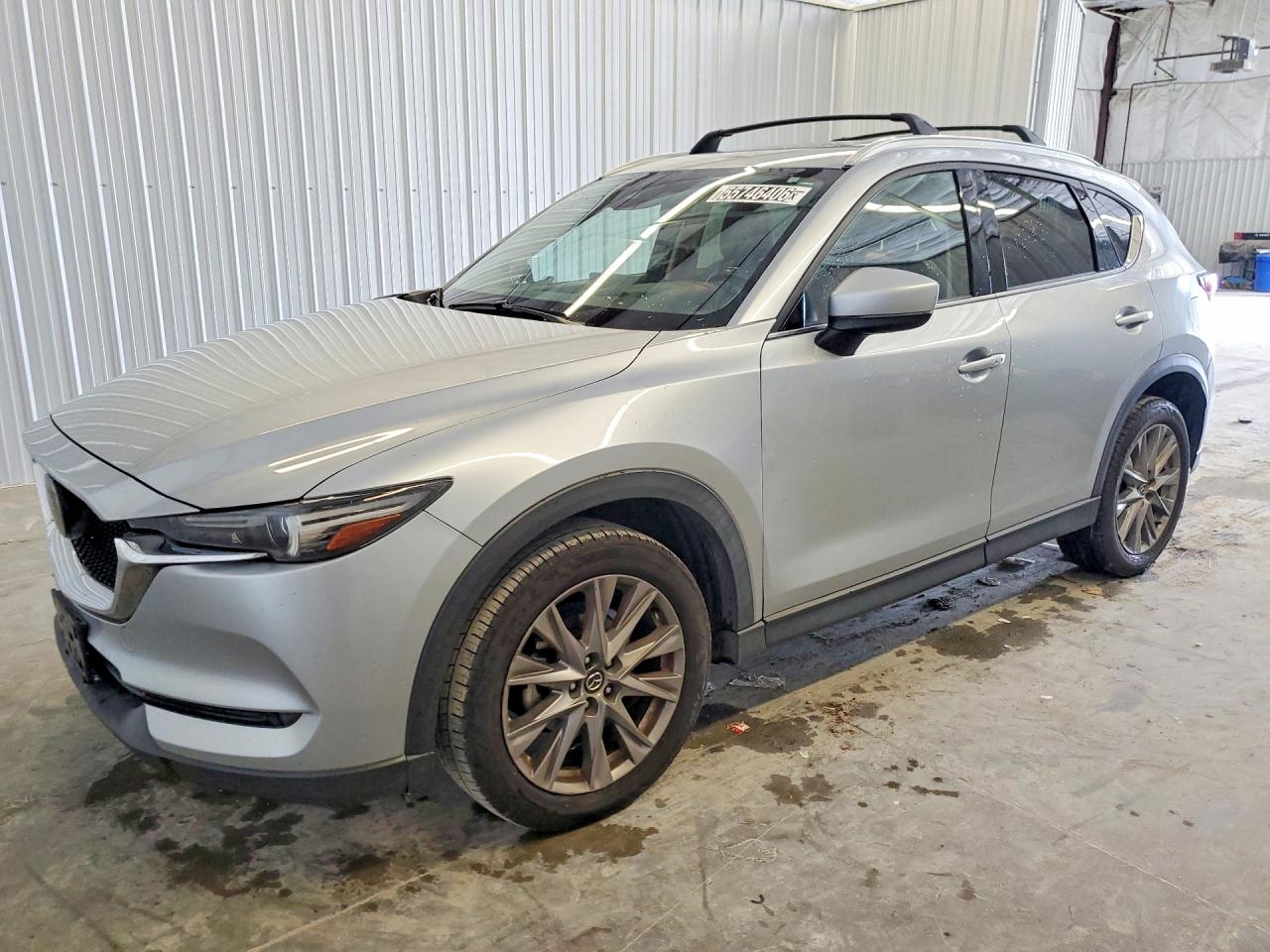 Salvage Mazda Cx Image