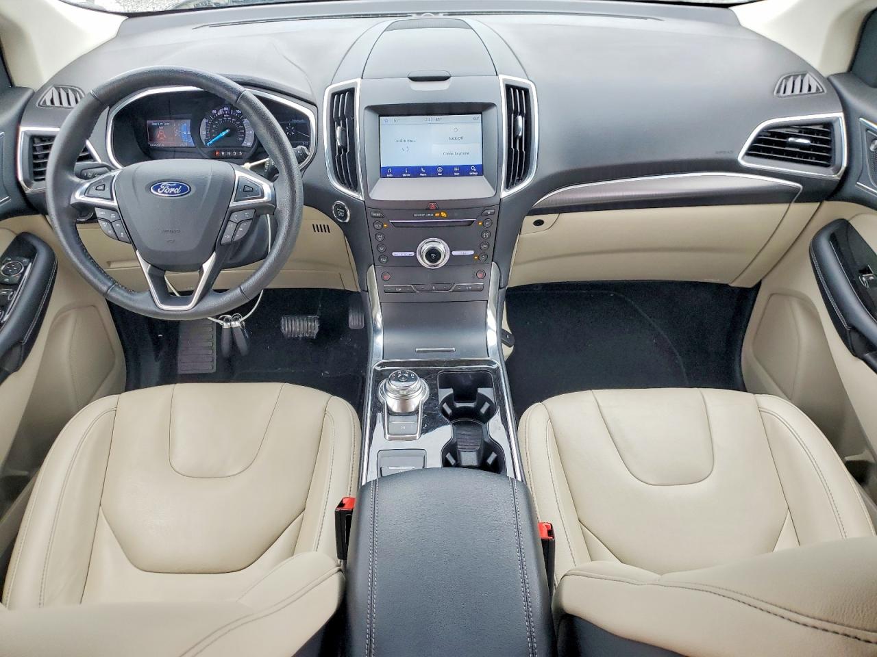 Ford Edge Titanium