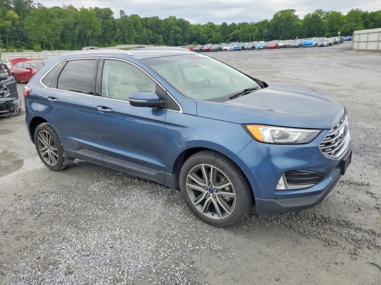 Ford Edge Titanium