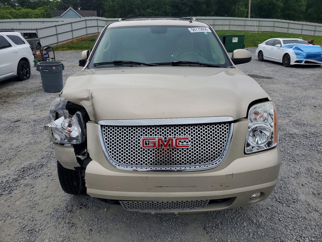 GMC Yukon Denali