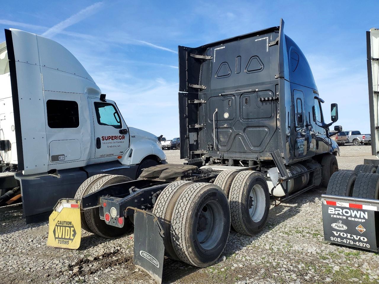 Freightliner Cascadia 126