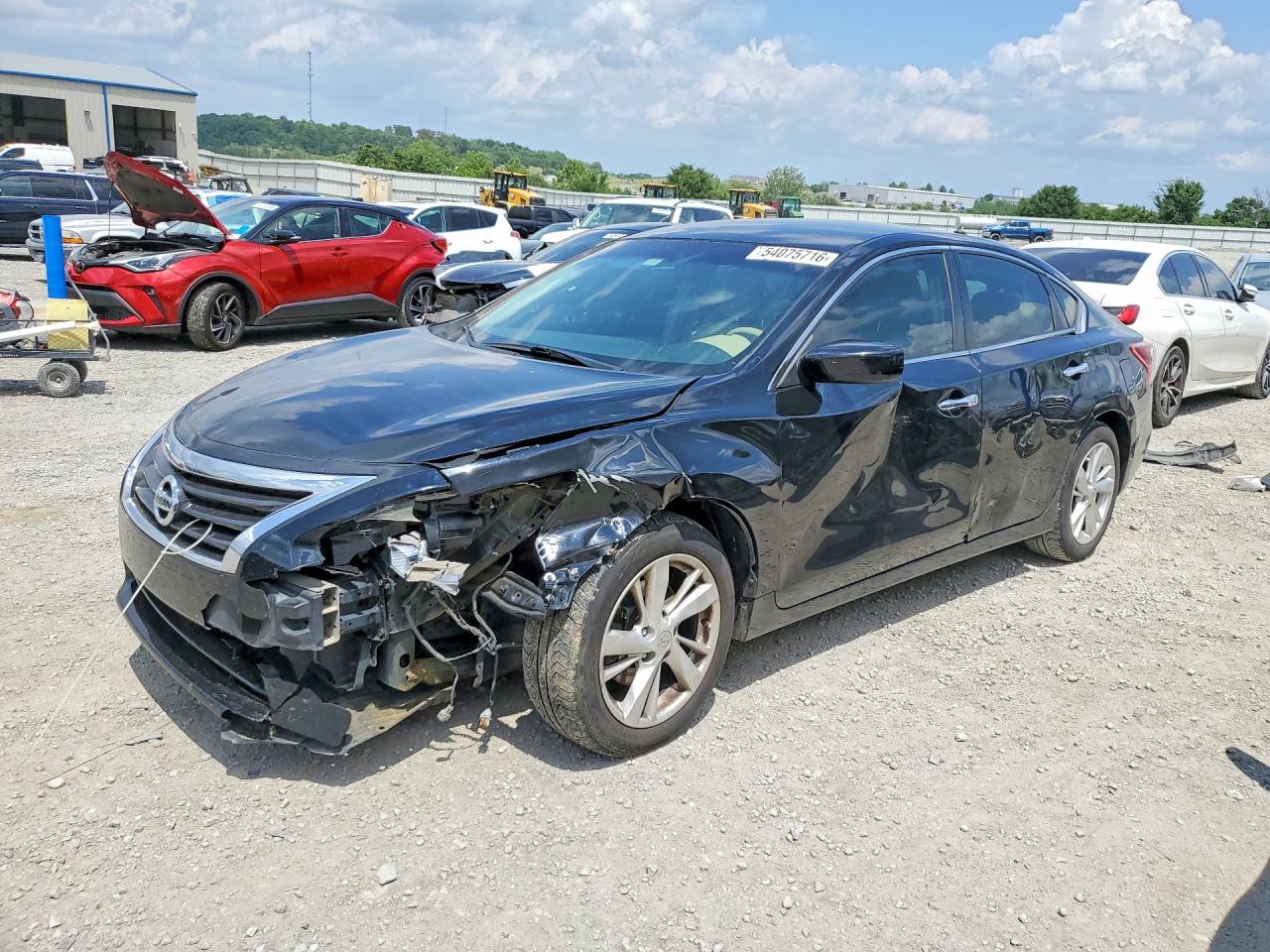 Salvage Nissan Altima Image
