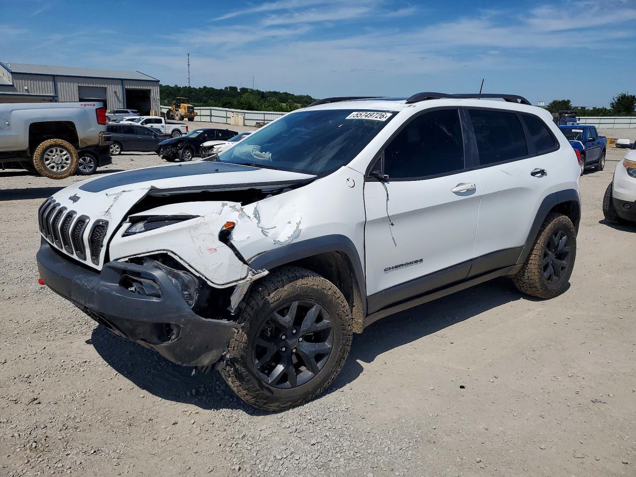 Salvage Jeep Cherokee Image