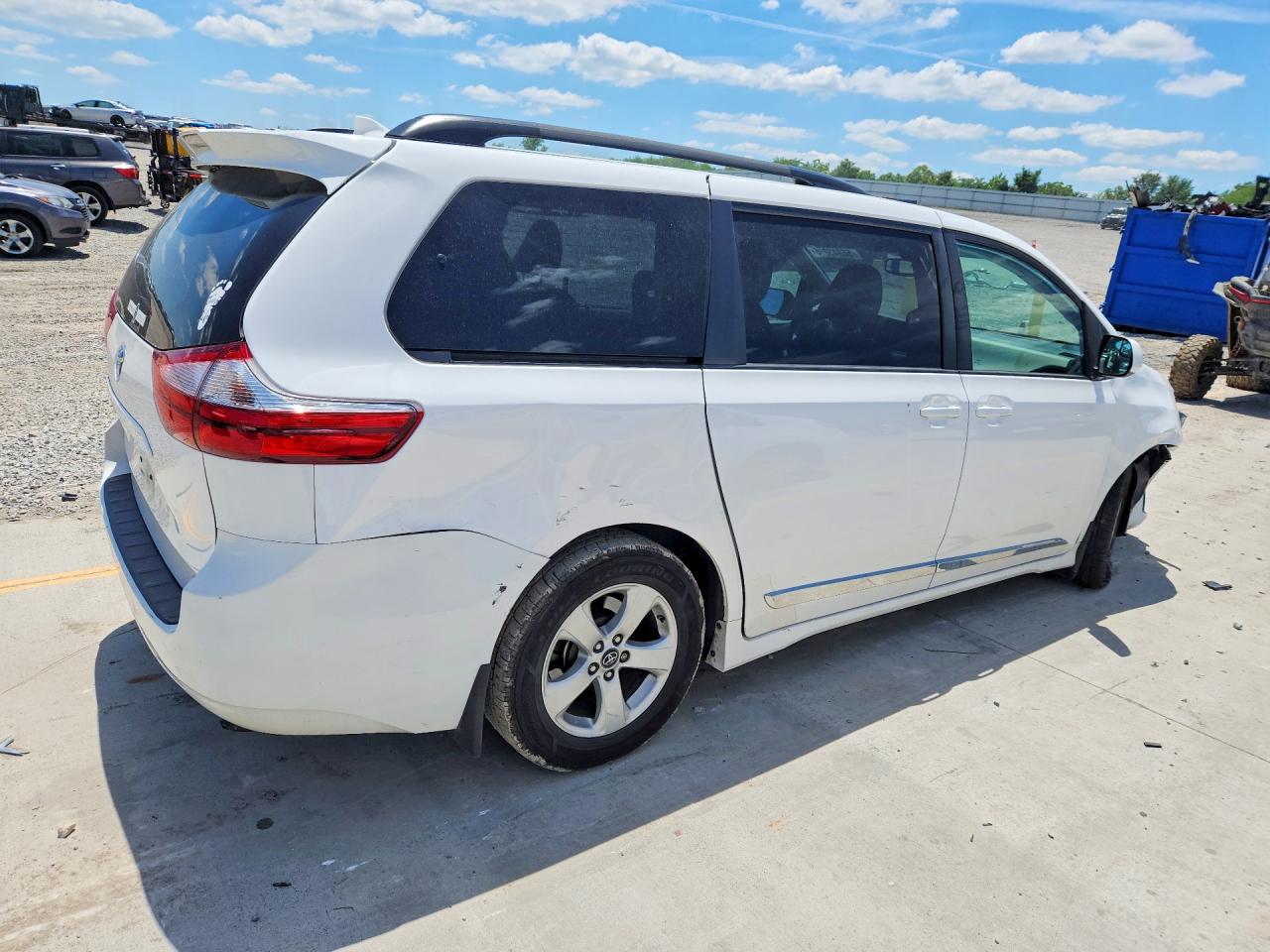 Toyota Sienna Le/xle