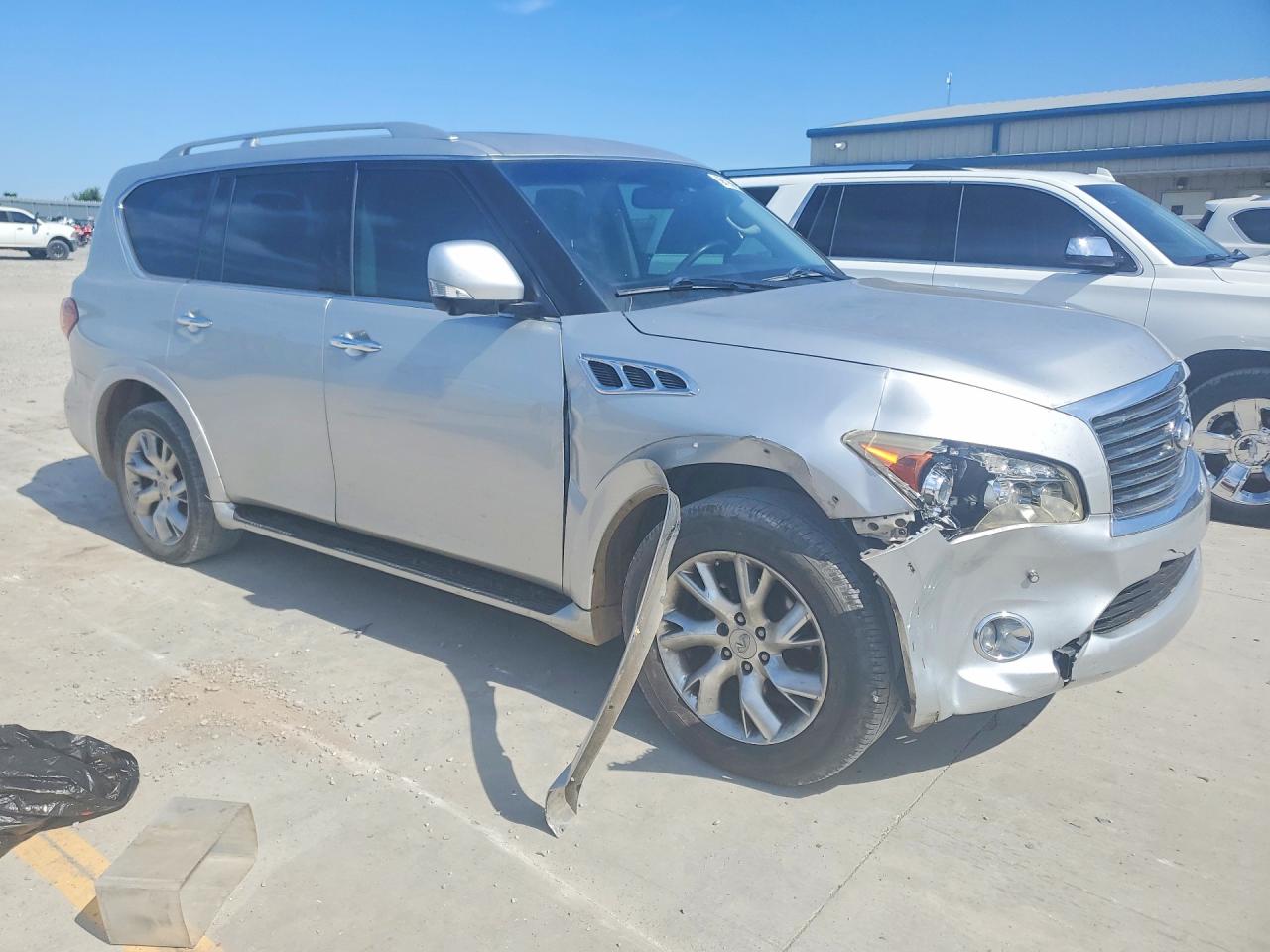 INFINITI Qx Base