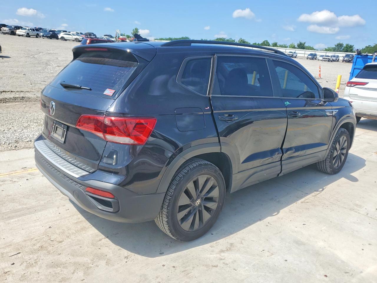 Volkswagen Taos S