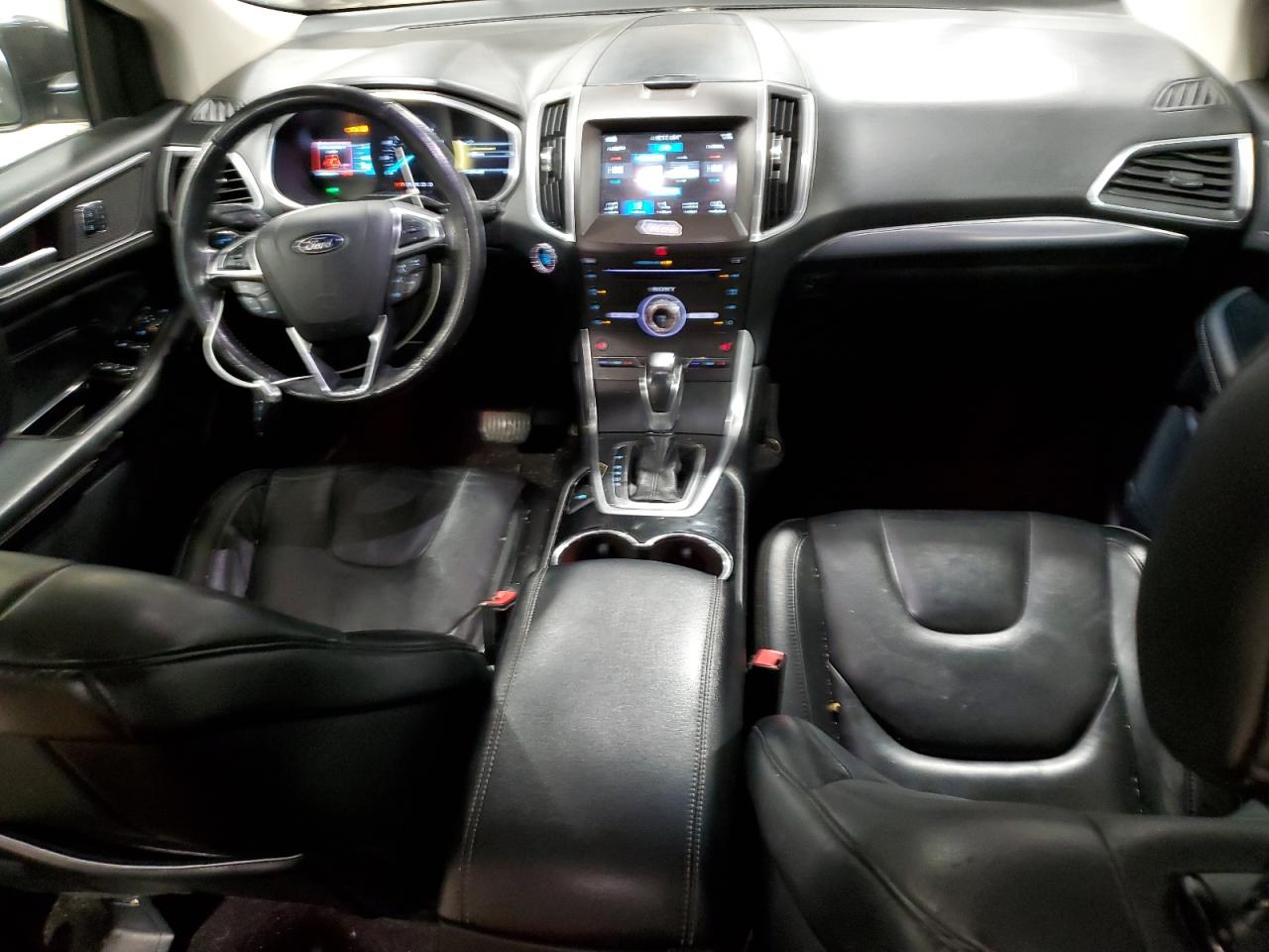 Ford Edge Titanium