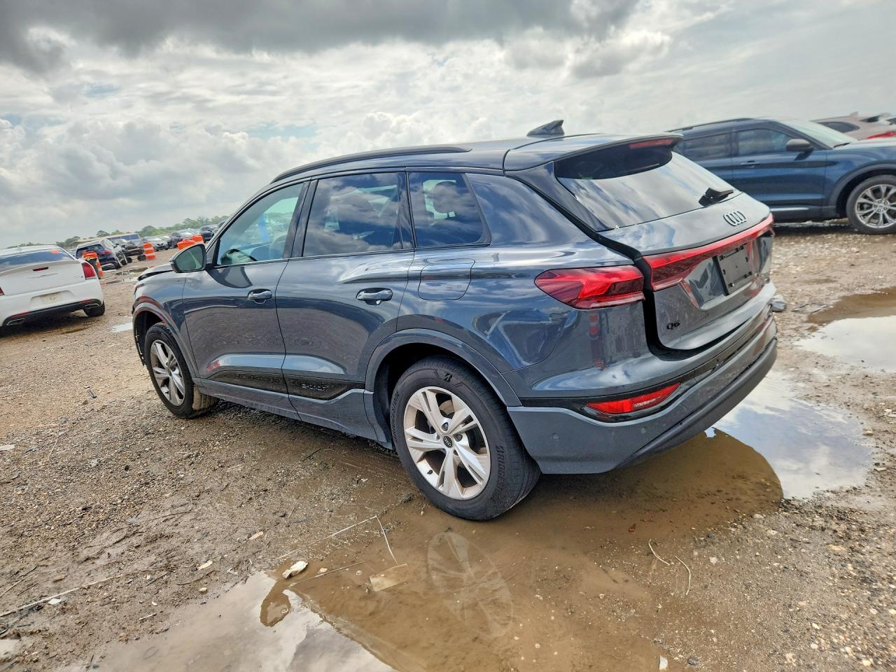Audi Q6 Premium