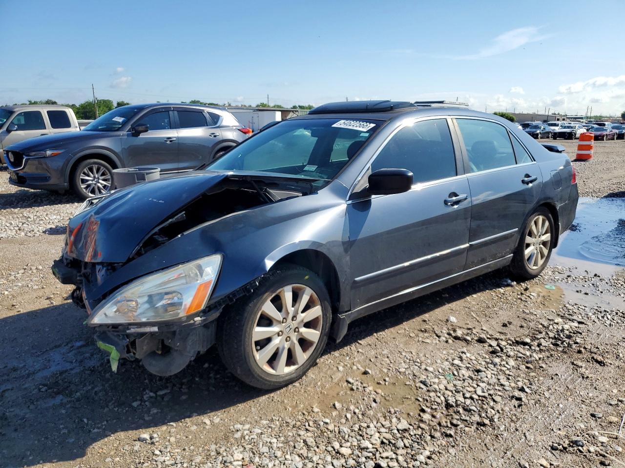 Salvage Honda Accord Image