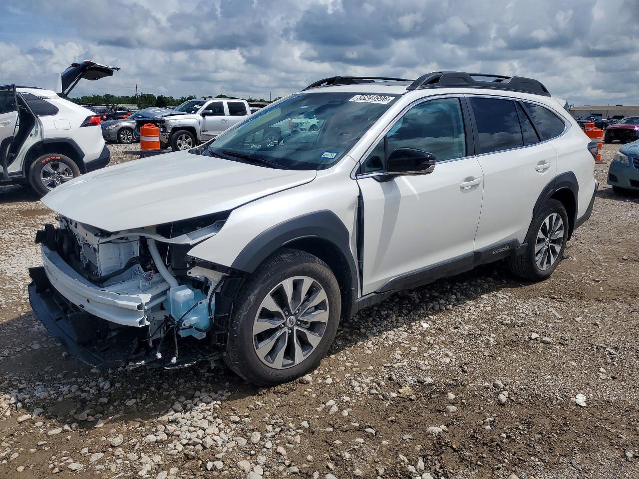 Salvage Subaru Outback Image