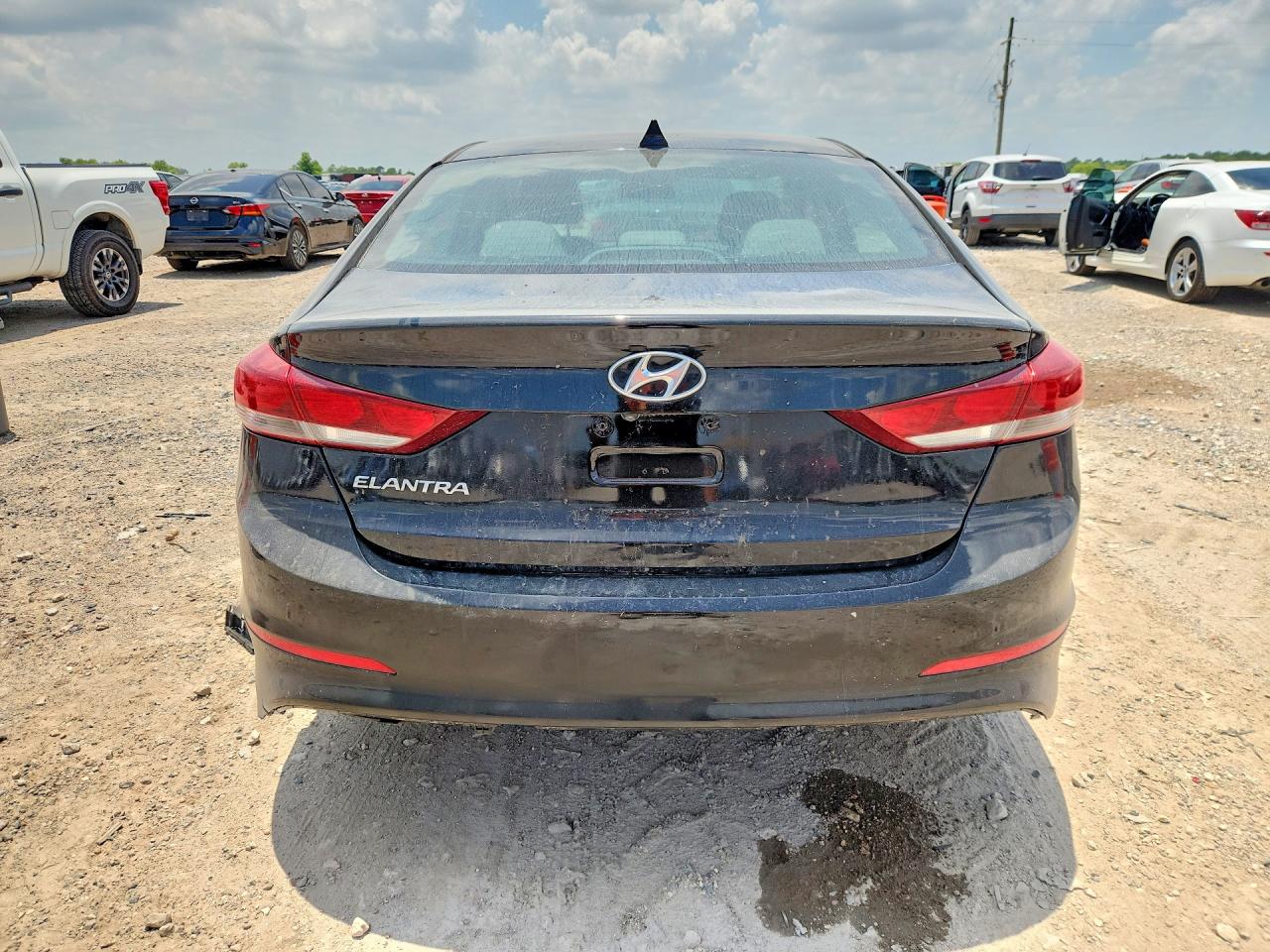 Hyundai ELANTRA Sel