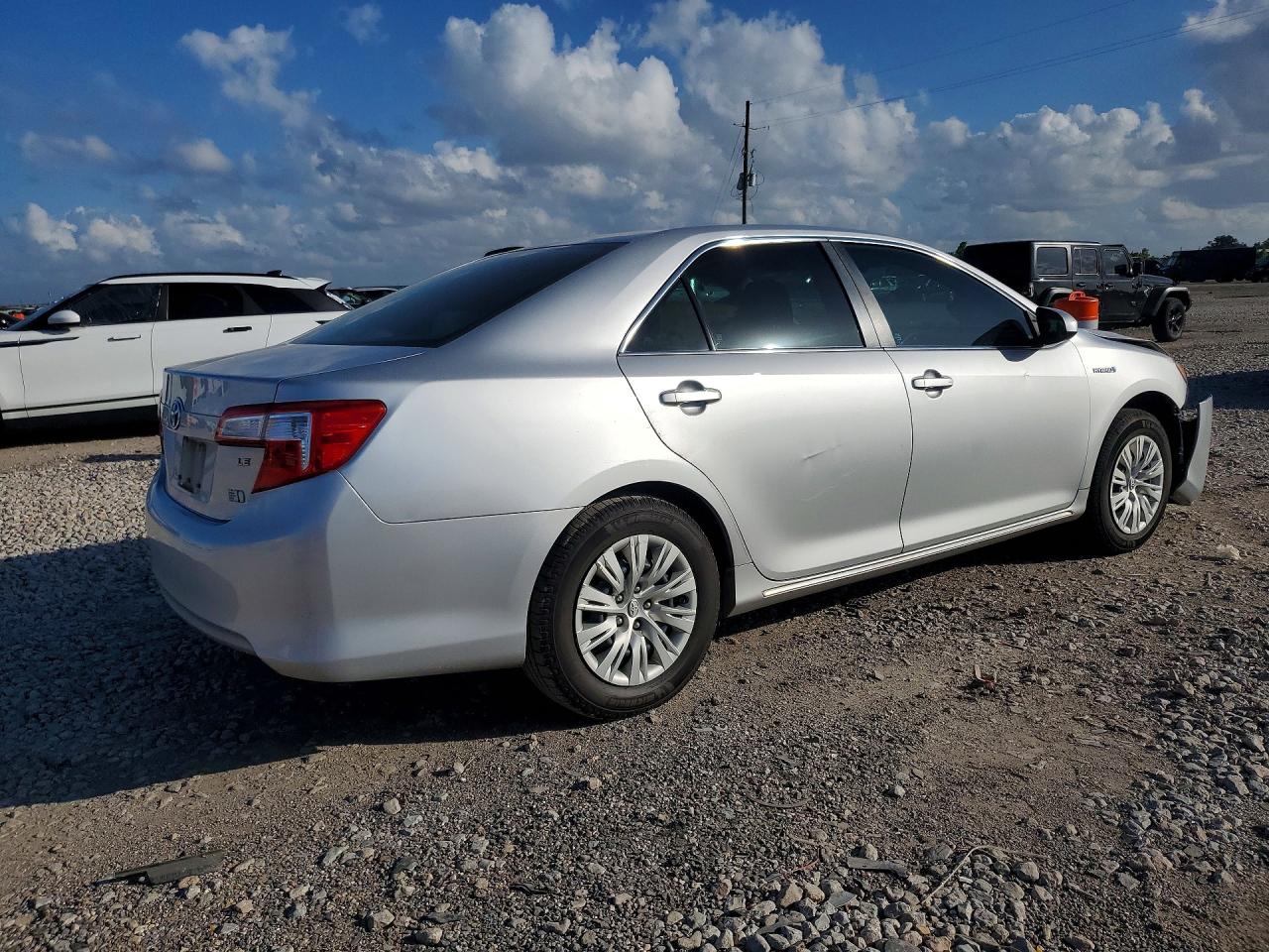Toyota Camry Le
