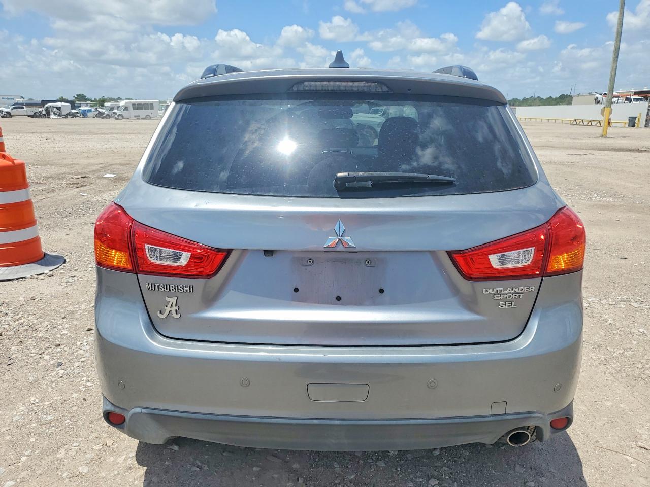 Mitsubishi Outlander Sel