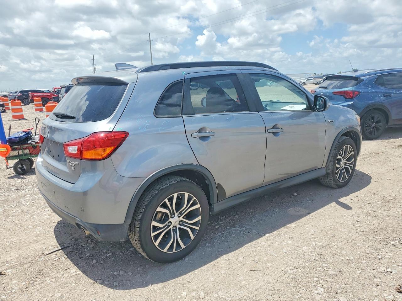 Mitsubishi Outlander Sel