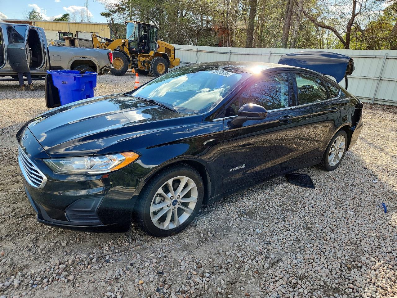 Salvage Ford Fusion Image