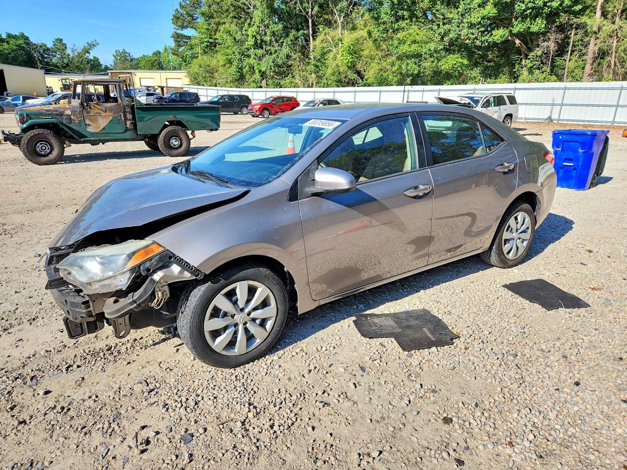 Salvage Toyota Corolla Image