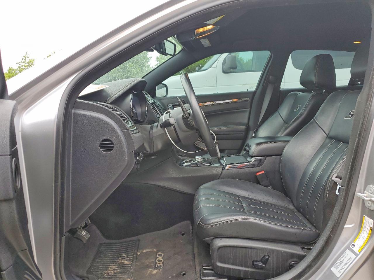 Chrysler 300 S