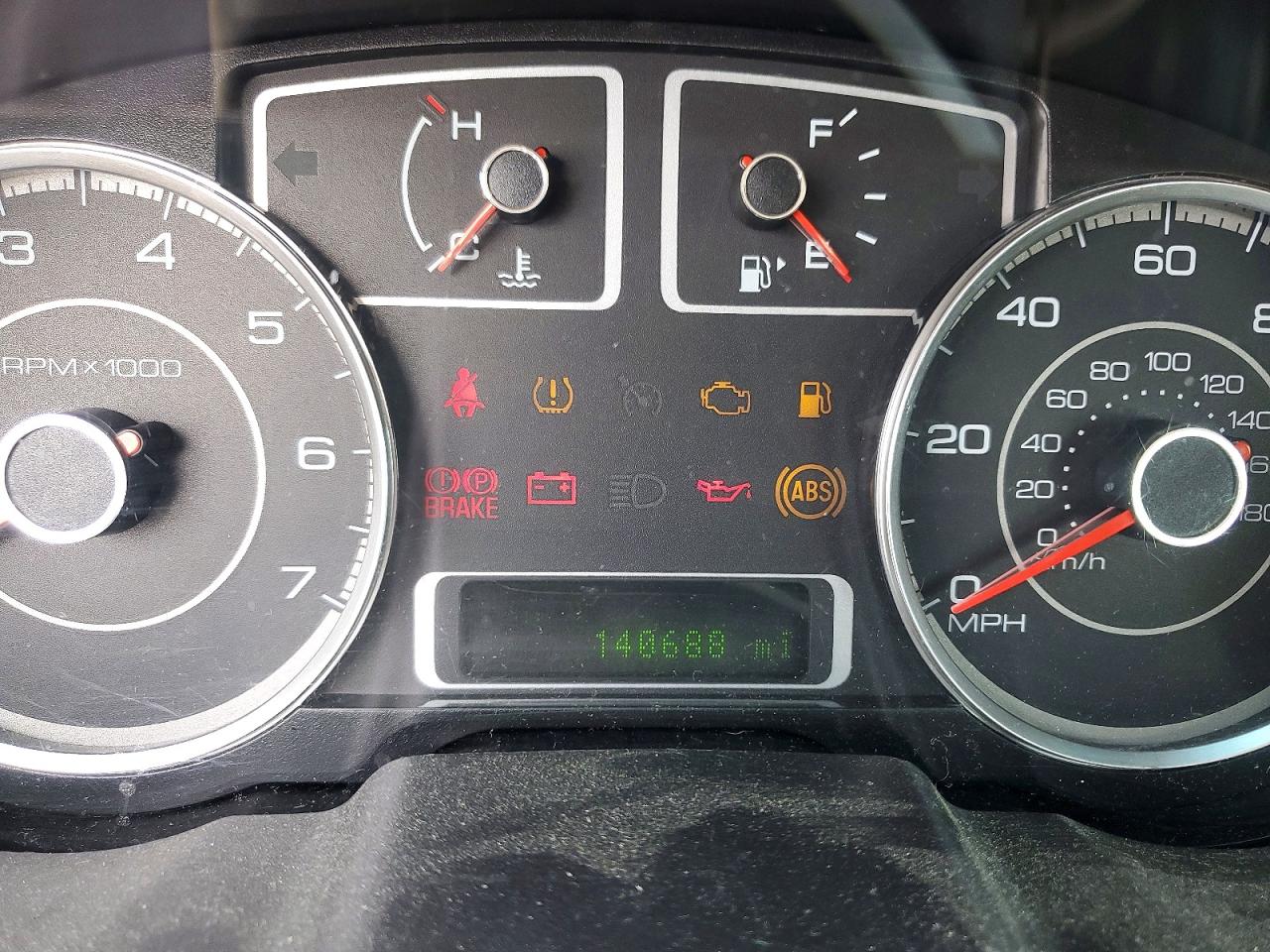 Ford Taurus Sel