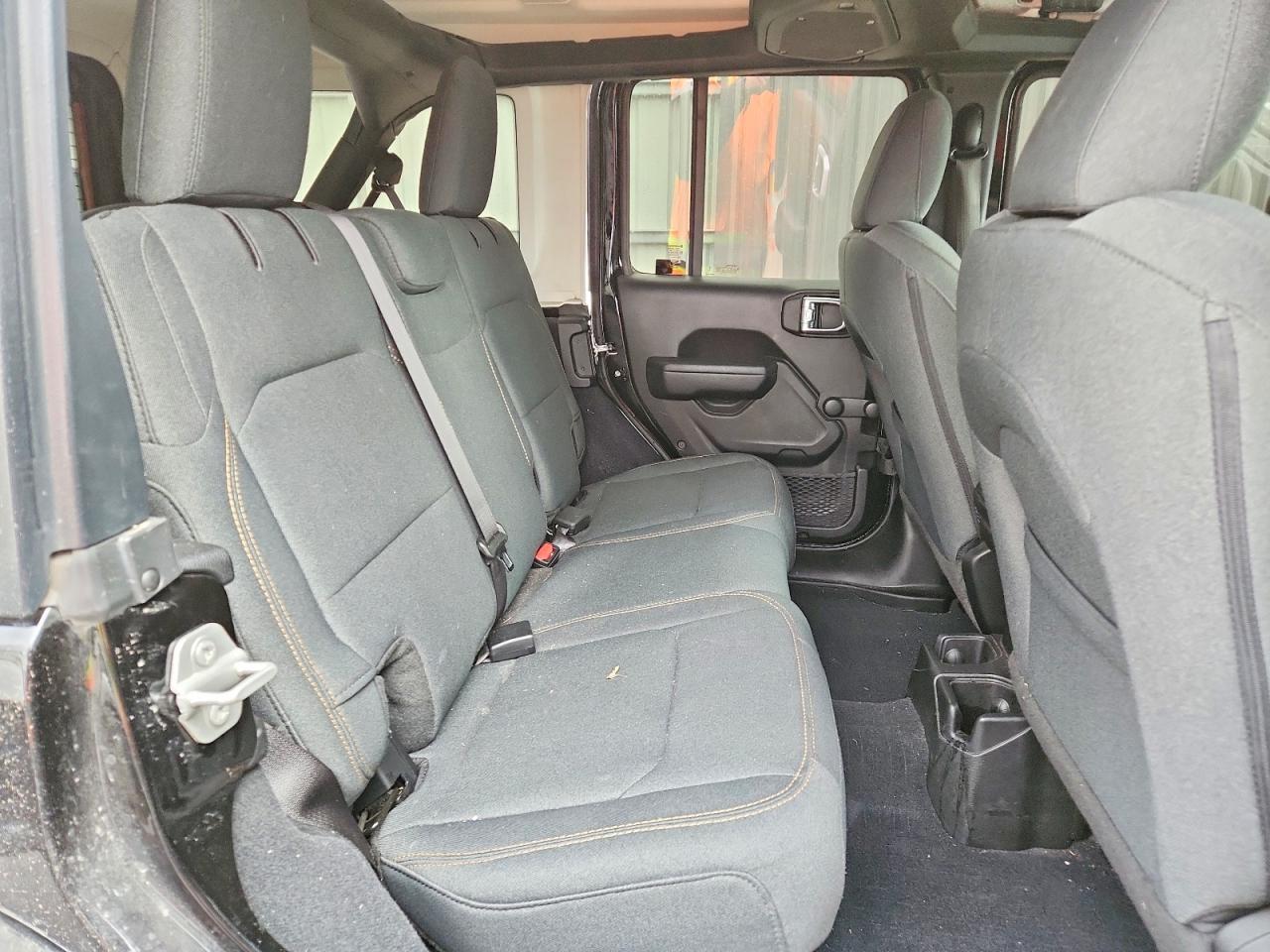 Jeep Wrangler Sport