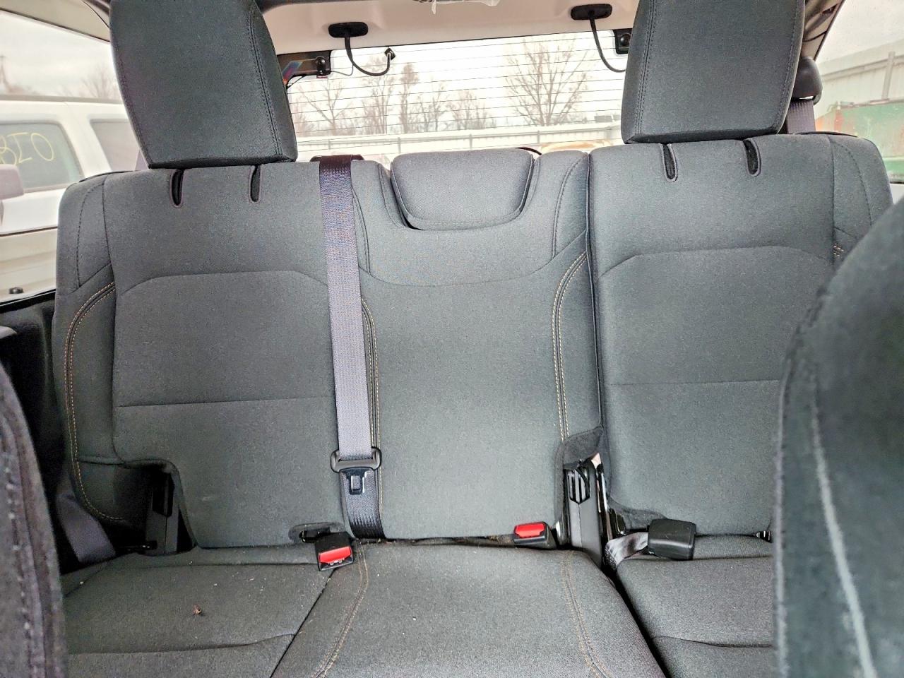 Jeep Wrangler Sport