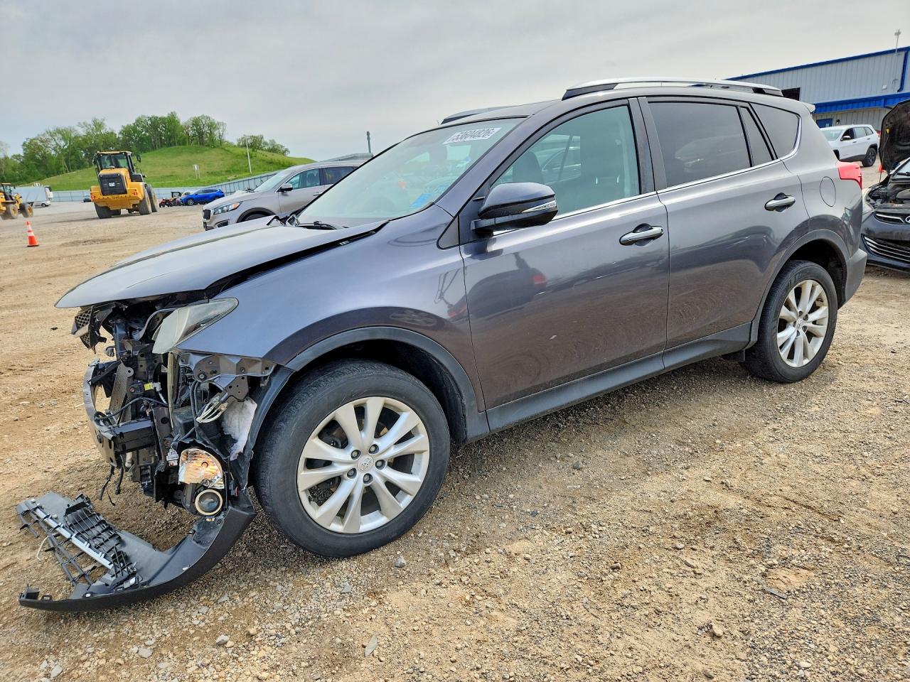 Salvage Toyota RAV4 Image