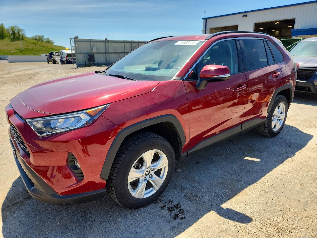 Salvage Toyota RAV4 Image