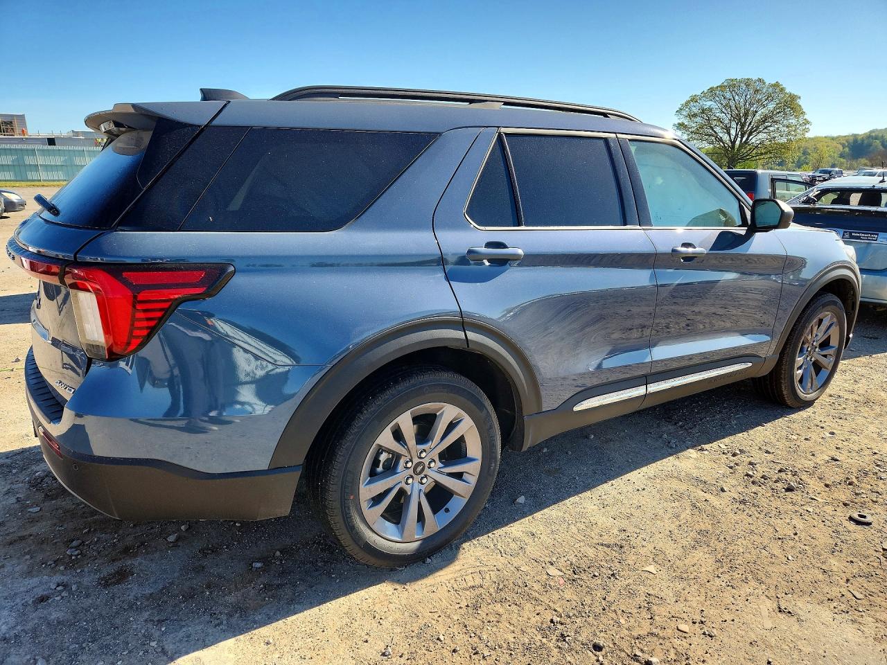 Ford Explorer Active