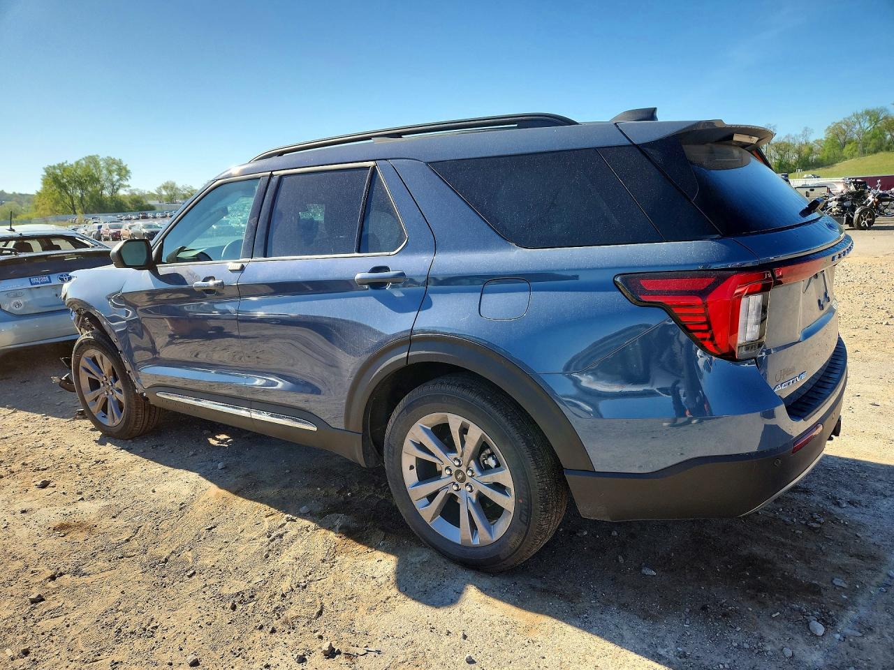 Ford Explorer Active