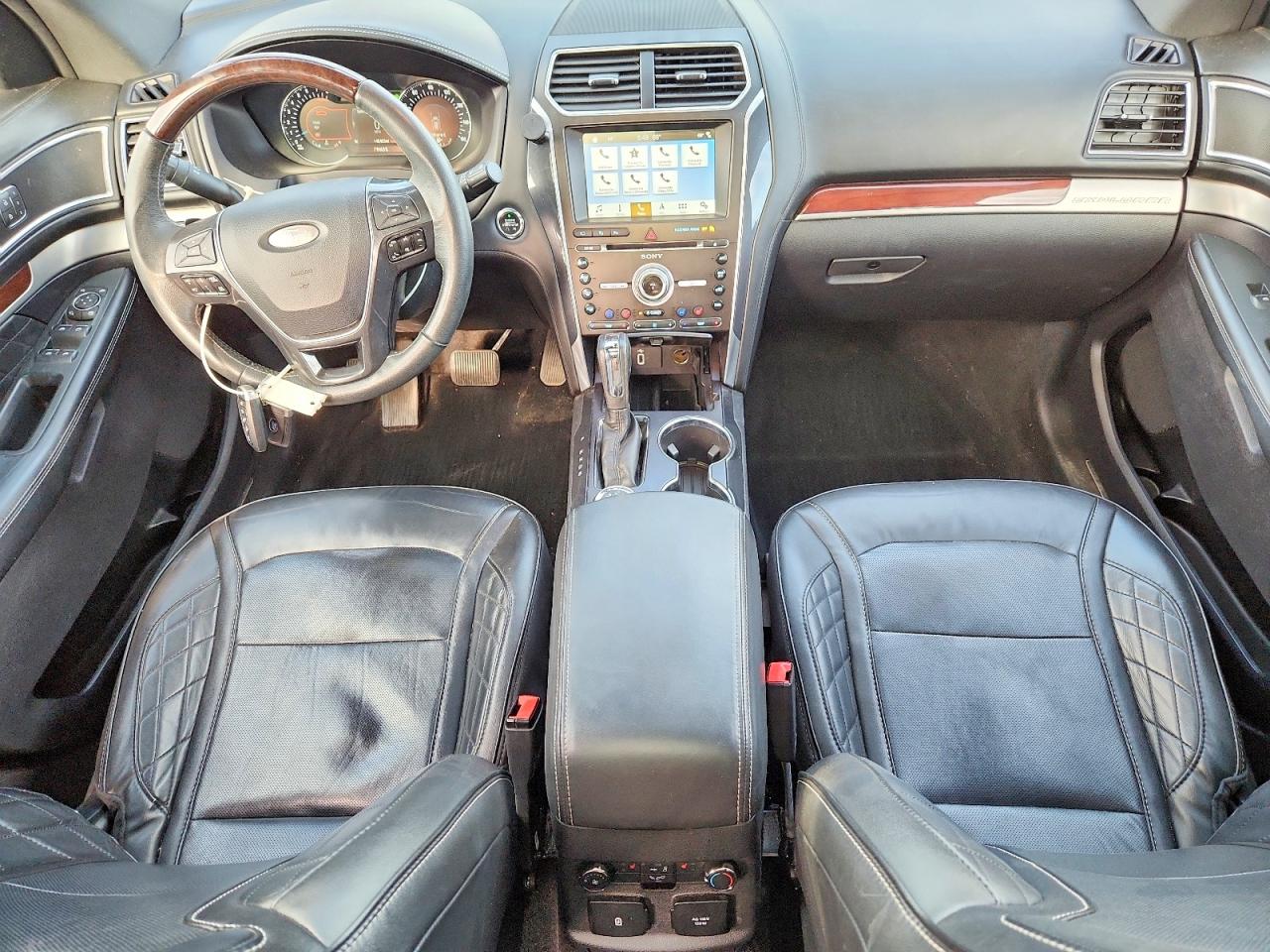 Ford Explorer Platinum